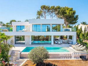 Sol de Mallorca - Erstklassige Villa mit Meerblick
