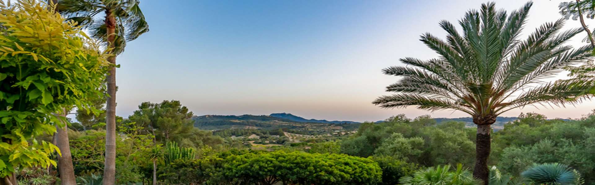 Naturstein Finca mit Panoramablick in Son Macià zum Verkauf