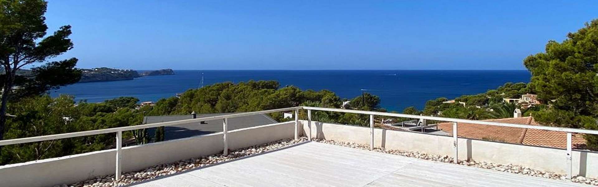 Costa de la Calma - Moderne Villa mit Meerblick zum Verkauf 